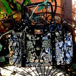 Beautiful purse with extra mini purse inside